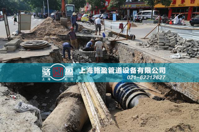 城市污水系統(tǒng)專用<a href=http://renliliufang.cn/ target=_blank class=infotextkey><a href=http://renliliufang.cn target=_blank class=infotextkey>伸縮接頭</a></a>